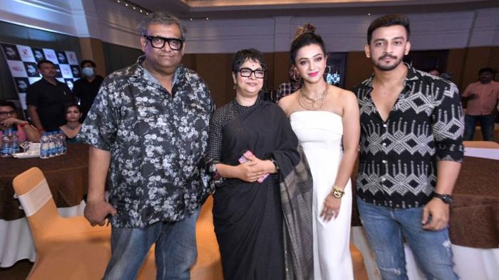 কৌশিক গঙ্গোপাধ্যায়, চূর্ণী গঙ্গোপাধ্যায়, বনি সেনগুপ্ত ও কৌশানী মুখোপাধ্যায়