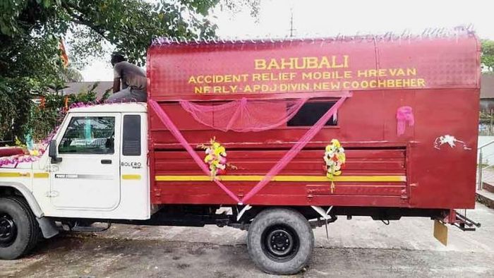 রেলের শক্তি এখন বাহুবলী ভ্যান