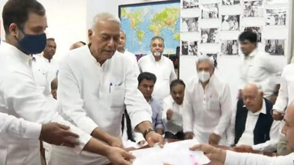 না মুখ, না রণনীতি...কেন বিভ্রান্ত ও ব্যর্থ মনে হচ্ছে বিরোধীদের না মুখ, না রণনীতি...কেন বিভ্রান্ত ও ব্যর্থ মনে হচ্ছে বিরোধীদের