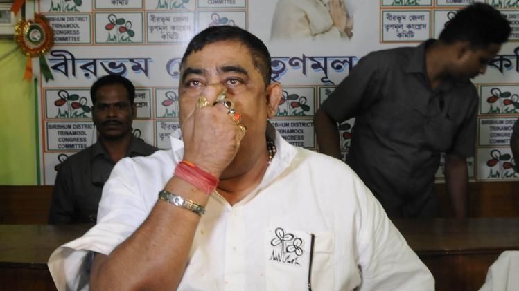 মাছ বিক্রেতা থেকে বীরভূমের বাদশা, অনুব্রত-কথা হার মানায় সিনেমাকেও