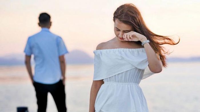ব্রেকআপের পর মেয়েরা কী করেন?