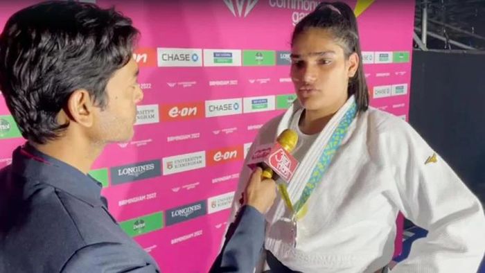 জুডোকা তুলিকা মানের রূপো, গর্বিত দেশ