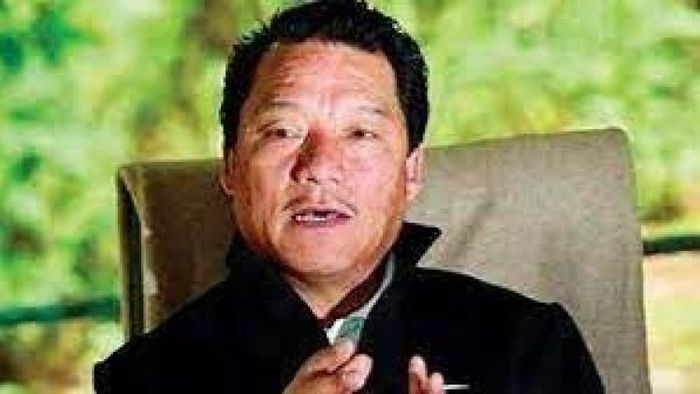 বিমল গুরুং ফিরছেন