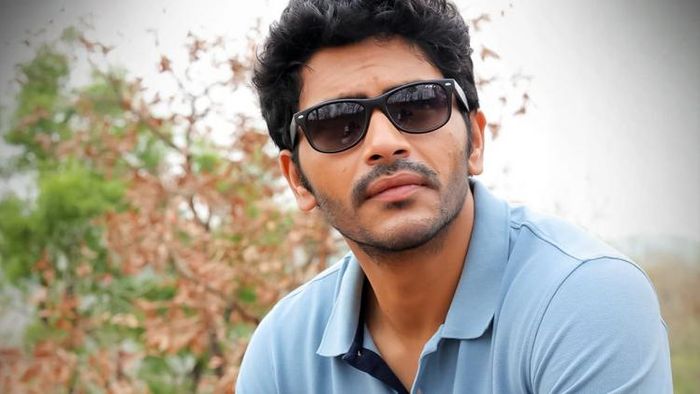 অভিনেতা অর্জুন চক্রবর্তী