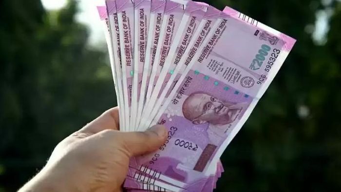 Zodiac: ৪ রাশিকে আশীর্বাদ করবে তিন গ্রহ! চকারি-সম্পত্তি লাভের যোগ