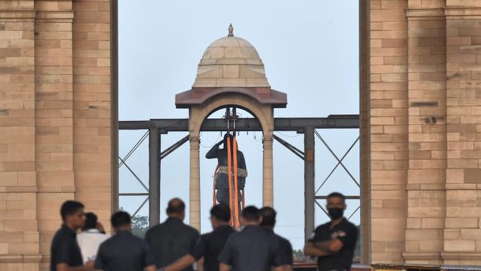 এই নেতাজি মূর্তির উন্মোচন করবেন মোদী