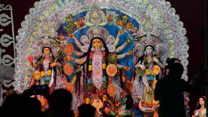 কলকাতার দুর্গাপুজো ইউনেস্কোর-র কাছে পেয়েছে হেরিটেজের তকমা