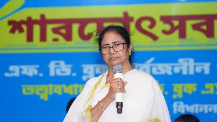 দুদিন আগে মুখ্যমন্ত্রীর, শ্রীভূমির পুজো উদ্বোধনের ফাইল ছবি