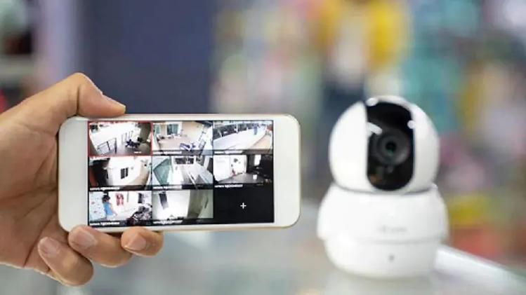 OYO রুমের ক্যামেরায় বন্দি ঘনিষ্ট মুহূর্ত! আপনার সঙ্গেও ঘটতে পারে, সাবধান