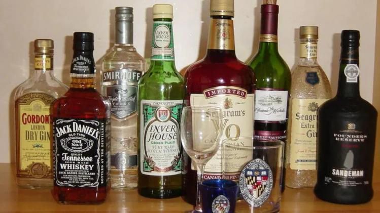 ব্রিটিশ স্কচ হুইস্কি। 