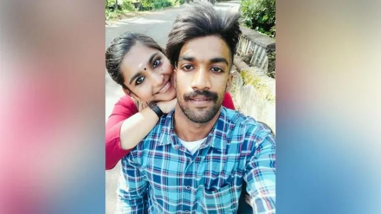 বিয়ের ঠিক হতেই প্রেমিককে বিষ খাইয়ে খুন করল যুবতী