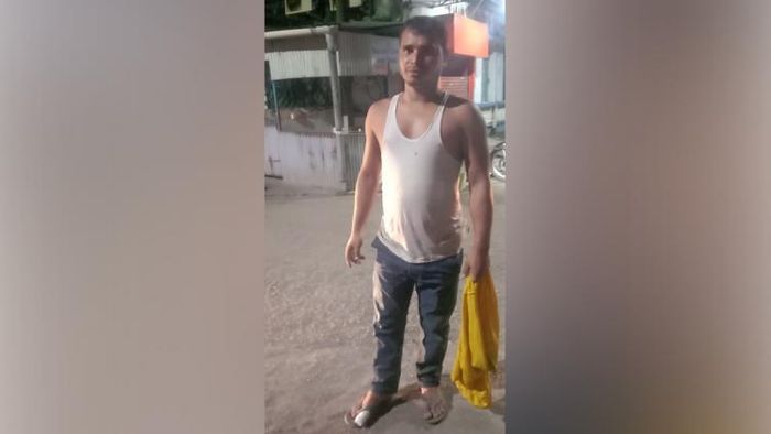 সোসাল মিডিয়া ট্রেন্ডিং মালবাজারের মহম্মদ মানিক