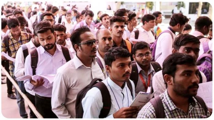 আজ থেকে উচ্চ প্রাথমিকের ইন্টারভিউ শুরু করেছে স্কুল সার্ভিস কমিশন (SSC)।