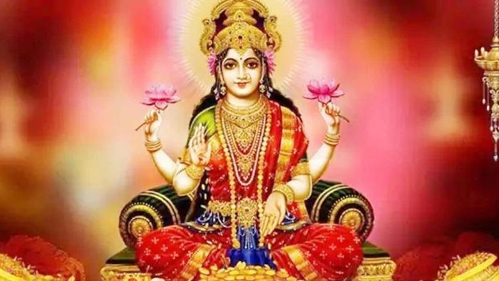 পুরোহিত ছাড়া কীভাবে ঘরে বসেই করবেন লক্ষ্মীপুজো?