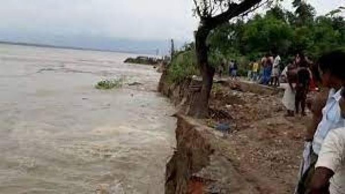 পাড় ভাঙছে উত্তরবঙ্গের একাধিক নদীর, 'কেন্দ্র নীরব', দাবি তৃণমূলের