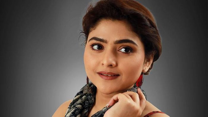 অভিনেত্রী ঐন্দ্রিলা শর্মা