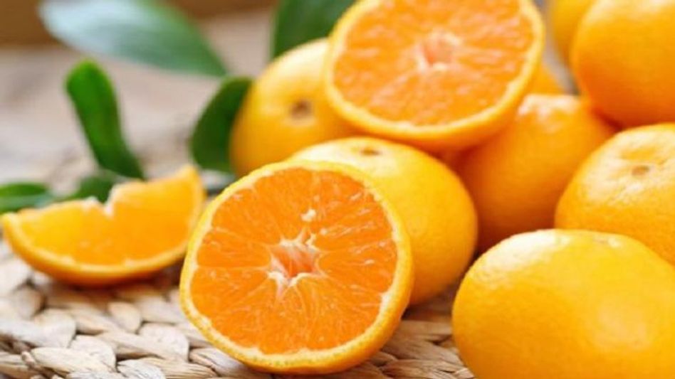 ত্বককে করে ডিটক্সিফাই, এই শীতে মুখকে উজ্জ্বল রাখবে কমলার এই ৪ ফেসপ্যাক ত্বককে করে ডিটক্সিফাই, এই শীতে মুখকে উজ্জ্বল রাখবে কমলার এই ৪ ফেসপ্যাক