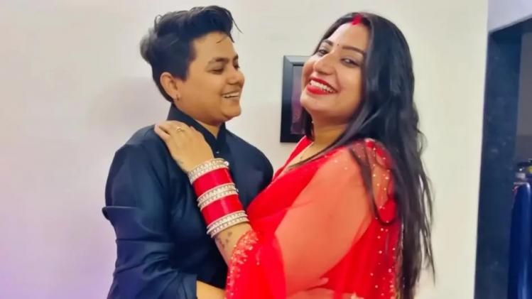 'জীবন একা একা কাটবে না...',লেসবিয়ান দম্পতি যশভিকা-পায়েলের প্রেমের গল্প