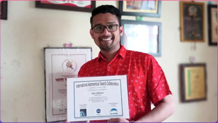 ২০২২ এর নাসা-র 'নাগরিক বিজ্ঞানী' বা NASA Citizen Scientist হিসেবে খেতাব ছিনিয়ে নিলেন উত্তর ২৪ পরগনার নিমতার উজ্জ্বল অধিকারী।
