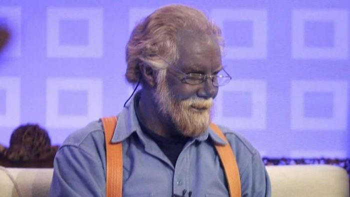 রাতারাতি রং নীল হয়ে গেল ব্যক্তির