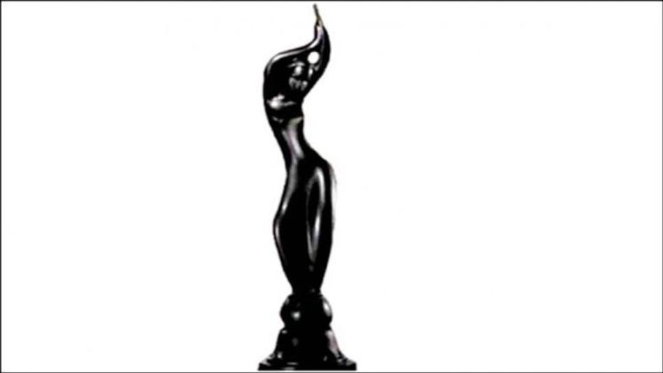 টলিউড-বলিউডে বিখ্যাত হতে চান? শুধু এই কাজটি করুন টলিউড-বলিউডে বিখ্যাত হতে চান? শুধু এই কাজটি করুন