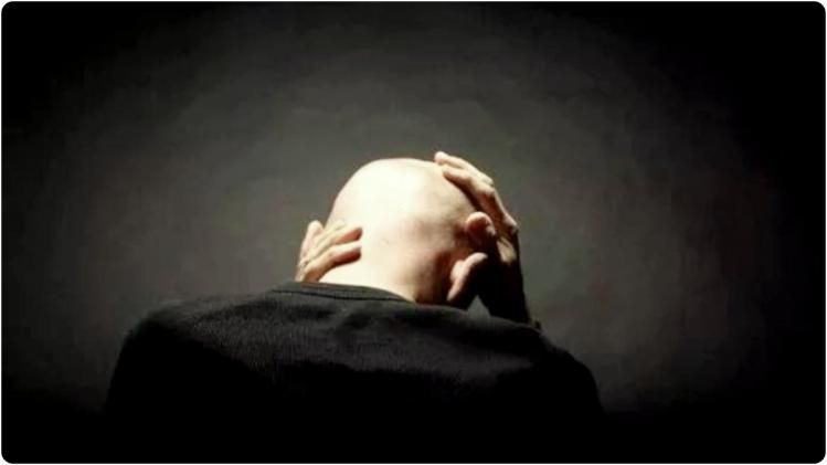 মেয়েদের চেয়ে ছেলেদের মাথায় টাক বেশি পড়ে কেন? জেনে নিন