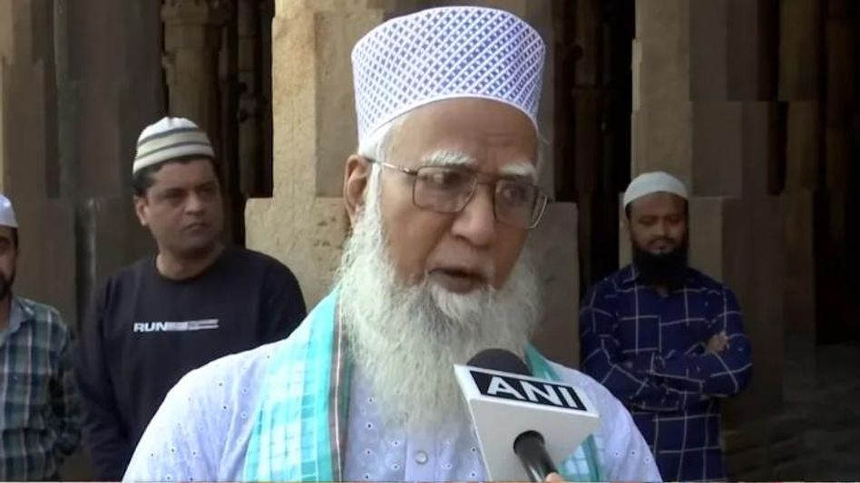 'ভোটে মুসলিম মহিলাদের টিকিট দেওয়া ইসলাম বিরোধী', বিতর্কিত মন্তব্য শাহি ইমামের 'ভোটে মুসলিম মহিলাদের টিকিট দেওয়া ইসলাম বিরোধী', বিতর্কিত মন্তব্য শাহি ইমামের
