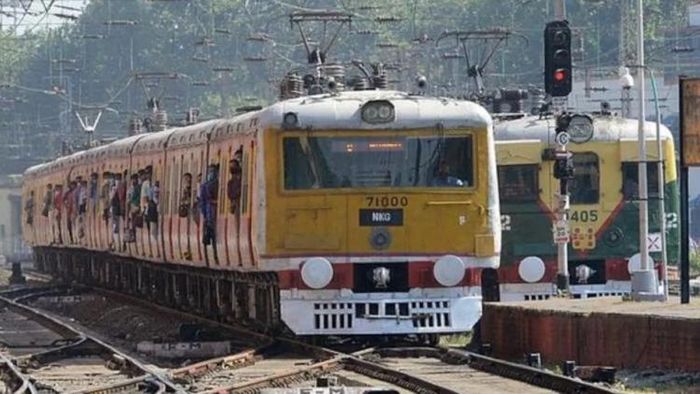 শিয়ালদা-রানাঘাট শাখায় বাতিল একাধিক লোকাল ট্রেন
