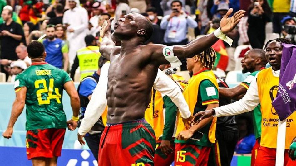 ব্রাজিলকে হারিয়ে নজির, তবুও পরের রাউন্ডে যেতে পারল না ক্যামেরুন ব্রাজিলকে হারিয়ে নজির, তবুও পরের রাউন্ডে যেতে পারল না ক্যামেরুন