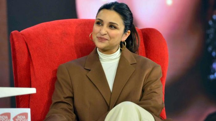 বলিউড অভিনেত্রী পরিণীতি চোপড়া