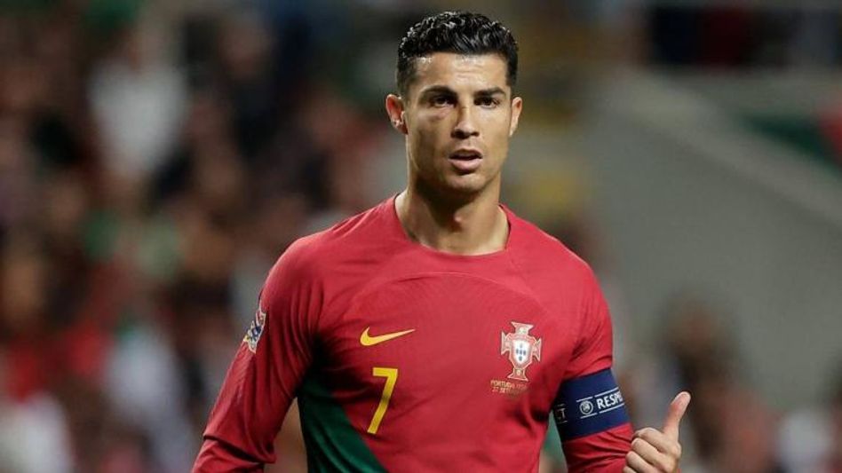 কেন ফুটবল-বিশ্বে G.O.A.T CR7? একনজরে সব তথ্য কেন ফুটবল-বিশ্বে G.O.A.T CR7? একনজরে সব তথ্য