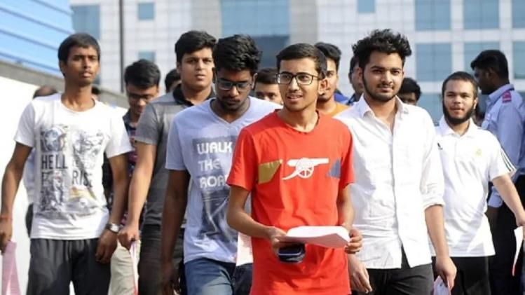 উচ্চমাধ্যমিক পাশে সাড়ে ৪ হাজার পদে নিয়োগ করবে SSC, কীভাবে আবেদন ? 