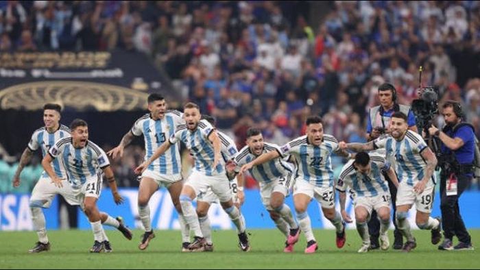 মিশন বিশ্বকাপ শেষ, আর্জেন্টাইন খেলোয়াড়রা এক অপরের বিরুদ্ধে লড়াইয়ে প্রস্তত