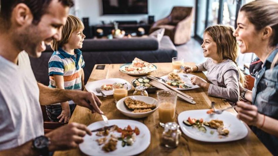 ডিনারের পর ৫ মিনিট করুন এই কাজ, মিলবে সব রোগ থেকে মুক্তি  ডিনারের পর ৫ মিনিট করুন এই কাজ, মিলবে সব রোগ থেকে মুক্তি