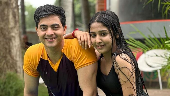 অনুরাগের ছোঁয়া সিরিয়ালের সূর্য-দীপা ছবি সৌজন্যে: ইনস্টাগ্রাম