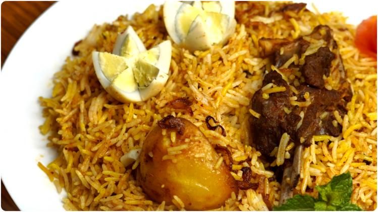 মাত্র ১৪৯ টাকায় মাটন বিরিয়ানি কম্বো; সঙ্গে দু’রকম কাবাব-মিষ্টি