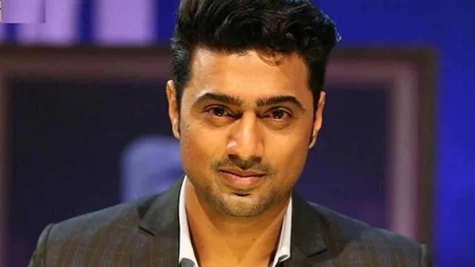 ৪ নায়িকার সঙ্গে চুটিয়ে রোম্যান্স, দেবের নতুন ছবির কাজ শুরু ৪ নায়িকার সঙ্গে চুটিয়ে রোম্যান্স, দেবের নতুন ছবির কাজ শুরু