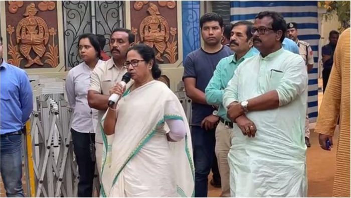 মুখ্যমন্ত্রী মমতা বন্দ্যোপাধ্যায়