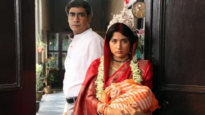 'গোধূলি আলাপ' ধারবাহিকের দৃশ্যে কৌশিক সেন ও সোমু সরকার