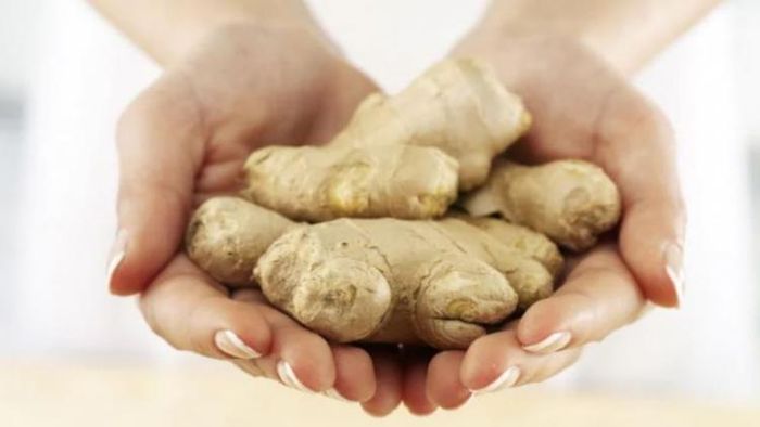 বিশেষজ্ঞদের মতে, আদা পুরুষদের উর্বরতা সমস্যার জন্য একটি ওষুধের মতো কাজ করে।