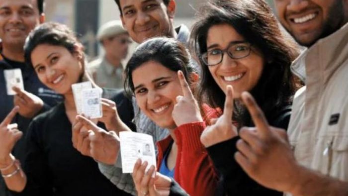 নতুন ভোটার। ফাইল ছবি।