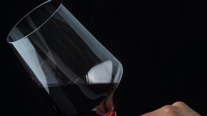 মদের 'পেগ' বলতে কী বোঝায়? ছোট ৩০ মিলি-বড় ৬০ মিলি; কে ঠিক করল?