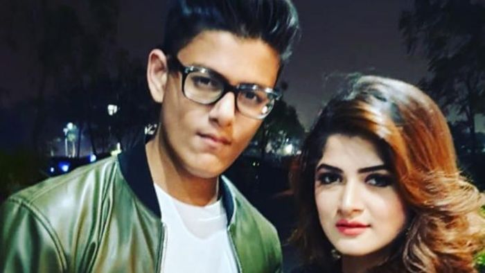 শ্রাবন্তী ও তাঁর ছেলে ঝিনুক