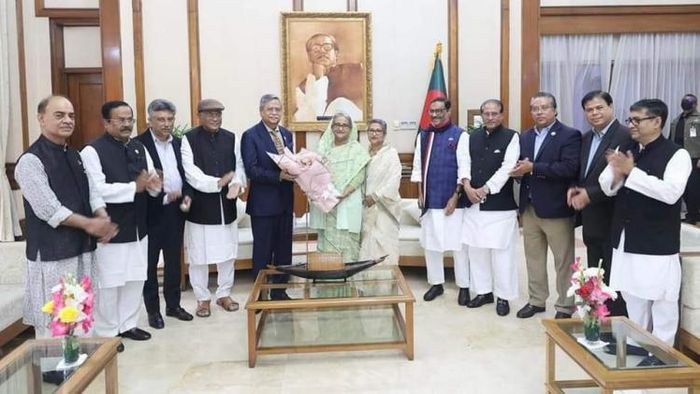 বাংলাদেশের নতুন রাষ্ট্রপতি বাছলেন হাসিনা