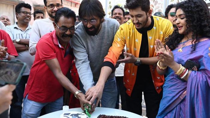 উদযাপনে টিম 'ফেরারি মন'