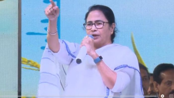 মুখ্যমন্ত্রী মমতা বন্দ্যোপাধ্যায়