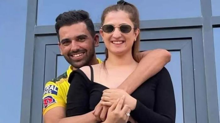 দীপক চাহার ও স্ত্রী জয়া ভরদ্বাজ