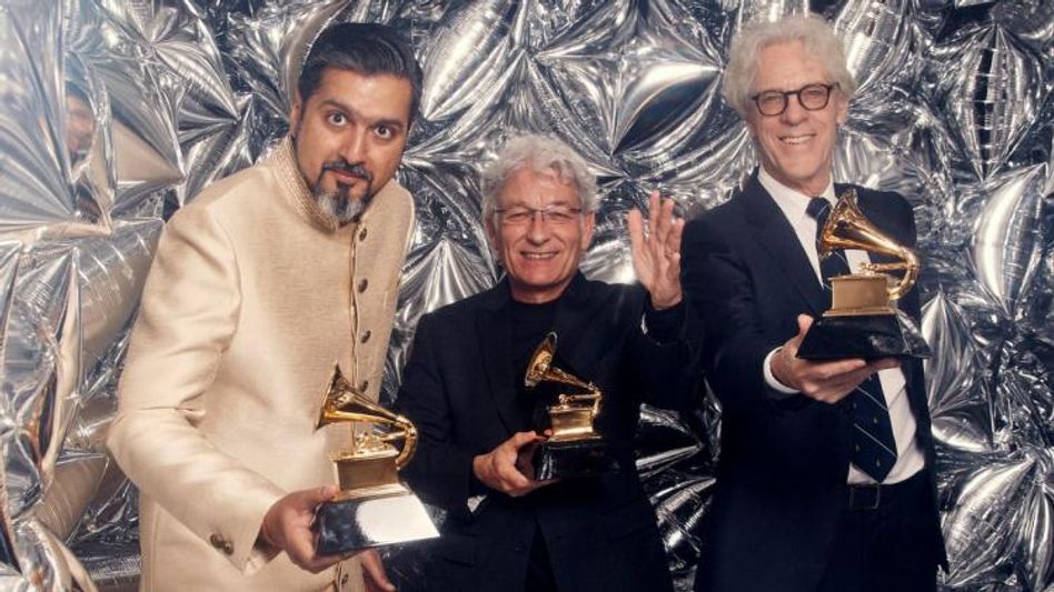 দেশের গর্ব! তৃতীয় গ্র্যামি পুরস্কার জিতলেন ভারতের রিকি কেজ দেশের গর্ব! তৃতীয় গ্র্যামি পুরস্কার জিতলেন ভারতের রিকি কেজ