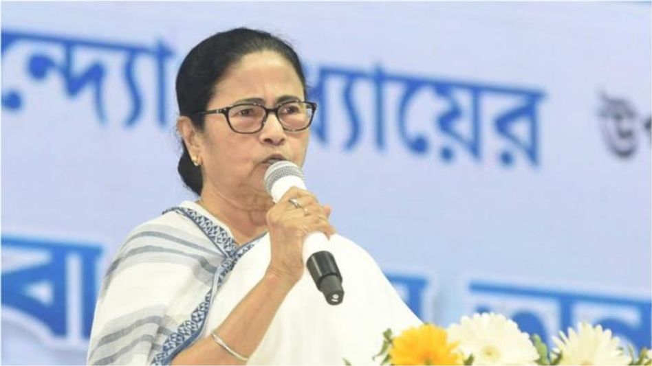 'সিঙ্গল ইঞ্জিন ফ্লাইটে বিপদ হলে কে দায় নেবে?', বিমান নিয়ে মমতার নিশানায় কেন্দ্র 'সিঙ্গল ইঞ্জিন ফ্লাইটে বিপদ হলে কে দায় নেবে?', বিমান নিয়ে মমতার নিশানায় কেন্দ্র