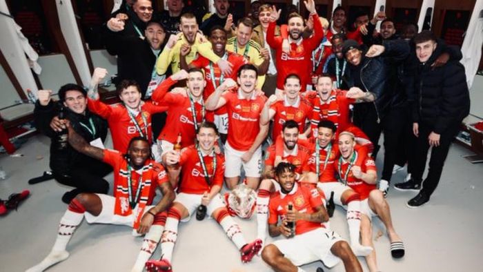 নিউক্যাসলকে হারিয়ে লিগ কাপ চ্যাম্পিয়ন ম্যানচেস্টার ইউনাইটেড